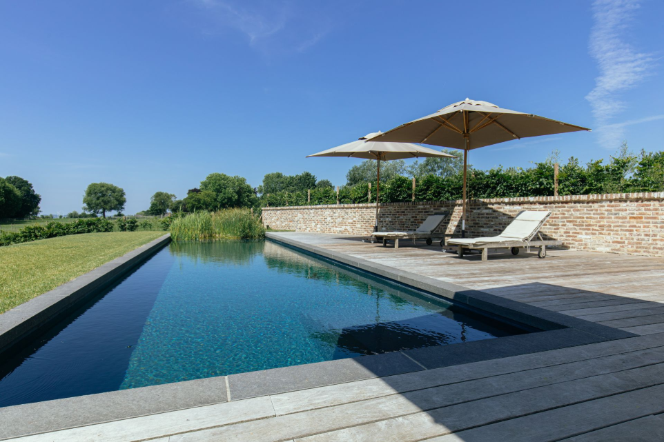 Transformation d&#39;un ancien relais postal en une habitation unifamiliale sur la commune de Wanze 
