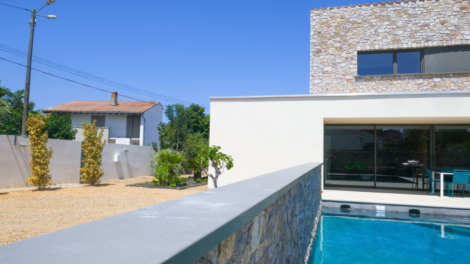 Transformation d&#39;une habitation en maison de vacances